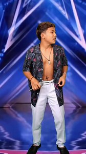 1M views · 37K reactions | A very extraordinary singer singing the song Air supply Here, you'll find your favorite sketches, behind-the-scenes clips, and all your favorite song parody videos. ‎We present parody videos for entertainment purposes only. ‎ ‎We hope you enjoy our videos. ‎Don't forget to follow, like, and comment 珞 Thanks for watching  | Andrian | Facebook