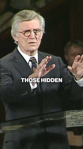 When Your Nation Is Reeling... What Is God Looking For? | Message from David Wilkerson