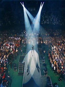 Mr.Children「擬態」ライブ映像 — Tour 2018-19 重力と呼吸 大阪