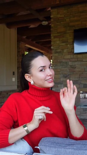 Mari Nunes | Nutrition & Exercise on Instagram: "Reason 8! This is a series of “things that make you gain weight that aren’t always diet related” 😣 Stress can make your weight go up even when your diet and workouts are consistent. That happens because stress changes your hormones, especially cortisol. 🧠 When your brain detects stress, it activates the HPA axis, which tells your adrenal glands to release cortisol. Cortisol helps you handle short-term challenges, but when it stays high for long