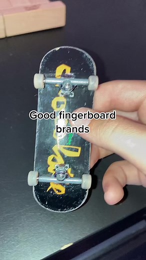 Best Fingerboard Brands for Your Board