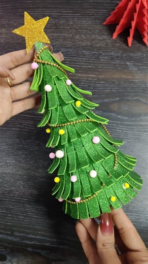 Diy Christmas Tree 🎄#reels #diy #handmade #easy #crafts #artist #kidscrafts #art #christmastree #christmastime #christmasdecor #christmas #papercraft #papertree #christmasdecorations #christmasgiftideas#diychristmastree | Kajal's Creative Corner