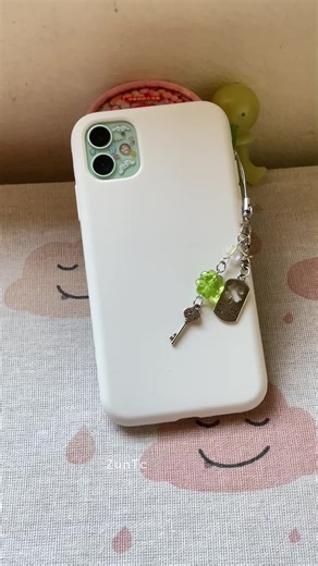 Unboxing iPhone 11 Accessories in 2026