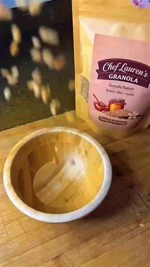 Des pépites irrésistibles.... Chaque bouchée est une dinguerie💯 Tu attends quoi pour passer ta commande?🤔 Chef Laureen’s-Granola #food #civ #granola
