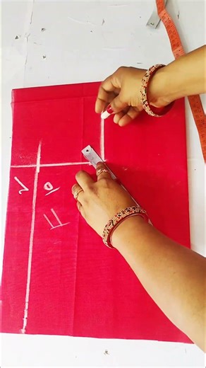 40 size blouse cutting blouse ki cutting kese kre #blousedesign #silaisikhe #newreel #viralreels