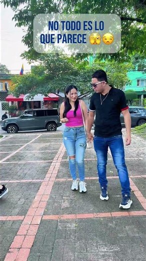 El rengo 😂 #shortvideo #shortsviral #comedia #like #reels #reelschallenge #reelsinstagram