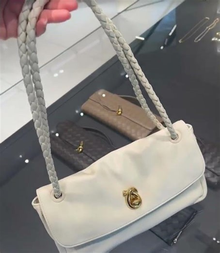 BOTTEGA VENETA Madison 836296V5TJ09211