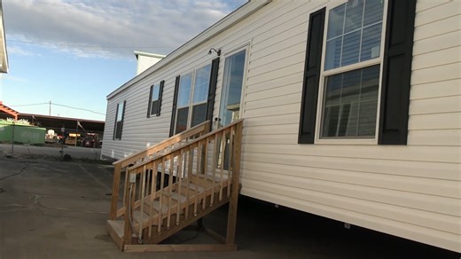 Ridgecrest LE 1610 by Champion Homes | 3 bed, 2 bath mobile house tour