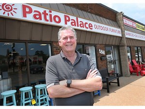 Windsor's Patio Palace closing doors after 43 years outfitting back yards