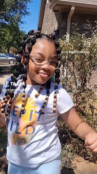 Bubble Ponytail and Beads on Savanna 🤎. Styled with CKFM Naturals Trio Moisture Set 💦🌱 www.curlskinksfrosandme.com #naturalhairkids #naturalhairtiktok #hairtips #healthy_hair_journey #naturalhair #protectivestyles #naturalhairtipsandtricks #naturalhairdaily #naturalhairtipsdaily #hairinspo #amazingnaturalhair #naturalhairstyles #braids #twostrandtwist #kinks2curls #naturalhairtips #bubbleponytail