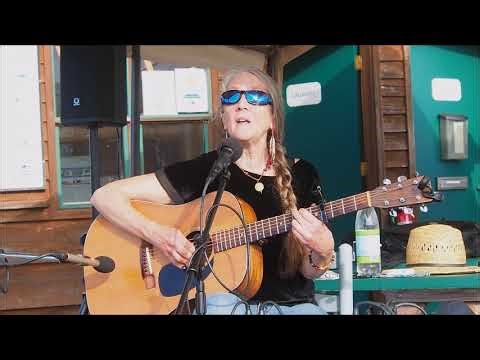 Carolyn Cruso: "Truckstop Healer" Live @ Deer Harbor Marina