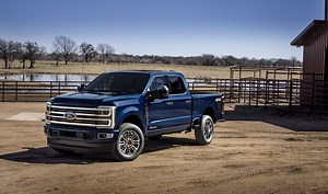 2025 Ford Super Duty Platinum Gets Even More Deluxe