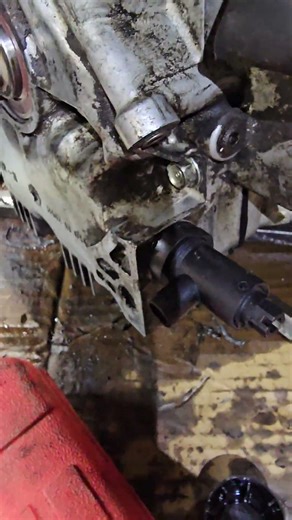 how to remove PTO Clutch Engine Drive Pulley from zero turn engine.