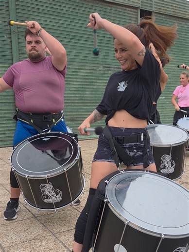 👩🏽🖤 #drums #percussion #batucada #dance #energy | Drums