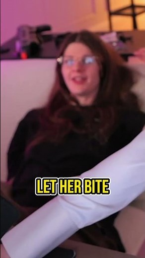 Let F1nn5ter bite a little #f1nn5ter #femboy #f1nn #twitchclips #twitch
