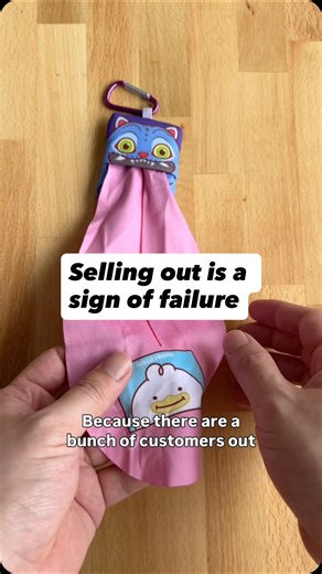 Geoffrey Siu on Instagram: "The worst thing you could be when youre heading into holiday season is heading in without ample inventory! I clearly didn’t order enough microfiber cloth keychains to last us throughout the holiday season last year, so I want to start off 2026 right. We have plenty of microfiber cloth, keychain designs available now, and hopefully we do not sell out of any of them anytime soon. 🙏 #microfibertowel #microfiber #keychainbusiness #glassesgirl #cleaninghacks"