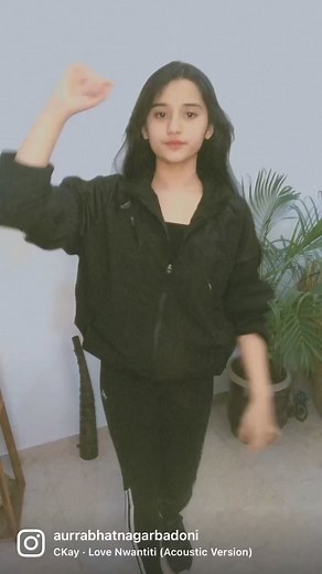 197K views · 11K reactions | I miss this song  #meta #dance #dancereels #dancechallenge #dancer #dancevideo #lovenwantiti | Aurra Bhatnagar Badoni | Facebook