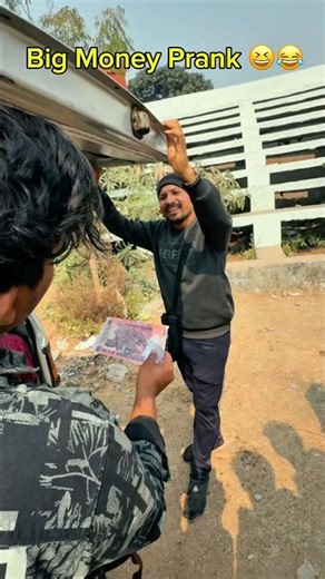 Big Money Prank With juice wala 😂😆!!#shorts #funny #prank ￼