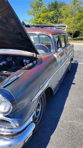 1957 Pontiac Chieftain Safari Station Wagon