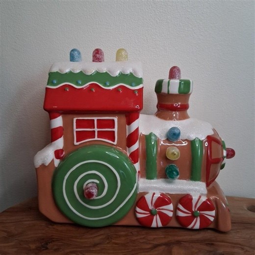 Hallmark Christmas Express Gingerbread Train Musical Light up Holiday Decor - Etsy Canada