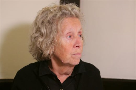 "Hteli su da baba crkne": Eva Ras progovorila o napadu na snimanju kada su preko nje pale tri osobe