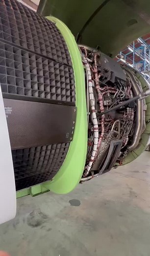 Understanding V2500 Engine Thrust Reverser Deployment Technology