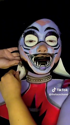 Spooky FNAF Makeup Tutorial with Roxanne Wolf
