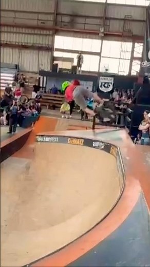 that rampfest energy just hits 🚀 #bmx #tricks #skatepark
