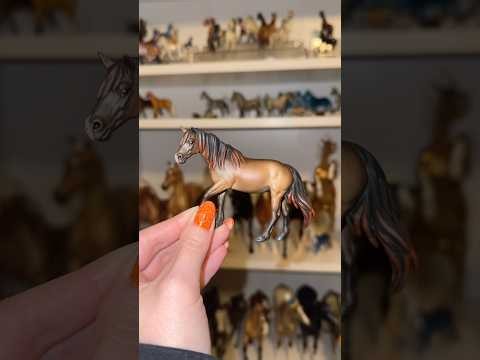 the newest lovely addition to my collection 🍂🫶 #breyerhorses #breyers #horse