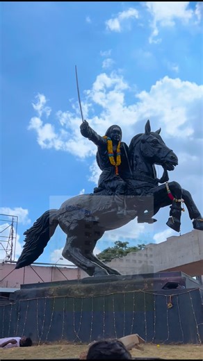 Farhan Golandaj on Instagram: "Hubli, the BIGGEST Branded Garments Sale is here! Top branded fashion worth 2,000-10,000 now starting at just 199 | 499 | 899 | 1,499 14th & 15th February✨ Only 2 days 10 AM - 10 PM Shop 100% original international brands like I Calvin Klein | gaint Locaste, puma, US Polo | Tommy Hilfiger | H&M | Aurelia | W | & more * Up to 80% OFF Mal Men | Women Kids Footwear | Branded shoes/ Cosmetics | branded farfumes| Handbags | == Accessories, | home decor, / Hotel NAVEEN U