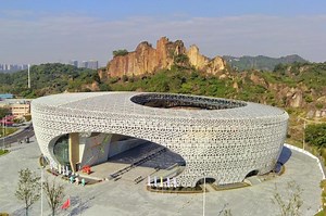 Beautiful climbing center takes it to the next level