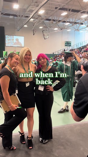 Come experience the Moraine Valley life with us! Registration for Summer Classes opens TODAY- don’t miss out! #college #morainevalley #communitycollege ☀️🌻⛱️