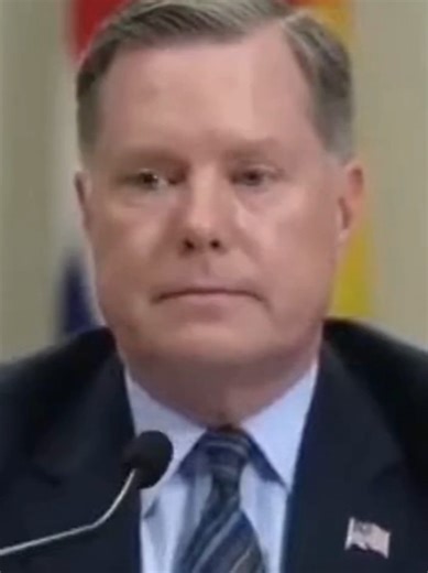 Aliens running the goverment conspiracy theory, reptilians reptiles ufo alien gray space