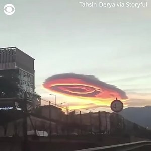 494K views · 10K reactions |  A pink, strange UFO-like cloud formed and hovered over Bursa, Turkey this week, leaving many puzzled. The country's meteorological service identified it as a lenticular cloud, which forms from wind fluctuations and indicates turbulence moving downward in the sky. | KWTX News 10 | Facebook