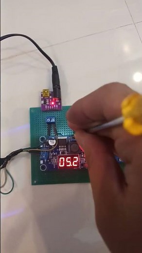 Adjust the value of the output voltage on the LM2596 "Seven Segment Version".