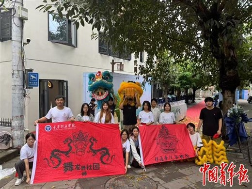 一群“聚光灯”外的大学生在这里“闪闪发光”