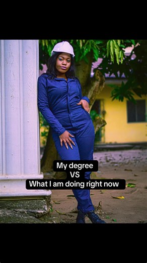 My degree VS what I am doing right now 🤭😊. Life is really unpredictable. Happy weekend besties. We are active and taking all orders. #foryouage #goviraltiktok #fyp #viralvideos #1millionaudition #100kviews #100k