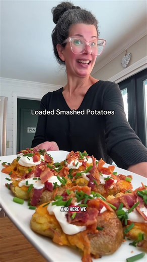 Delicious Loaded Smashed Potatoes Recipe