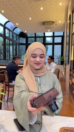Bebas dari Ketakutan dengan Cracktive Company Blouse