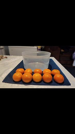 Here's a simple guide on how to can mandarin oranges: 1. **Prepare the Oranges**: Wash and peel the mandarin oranges, removing any seeds and separating them into sections. Be sure to take off as much of the remaining peel as possible. 2. **Prepare the Syrup**: In a large pot, combine water and sugar to create a syrup. Use a ratio of 2 cups of water to 1 cup of sugar. Heat the mixture until the sugar dissolves completely. 3. **Pack the Jars**: Pack the peeled mandarin orange sections into sterili