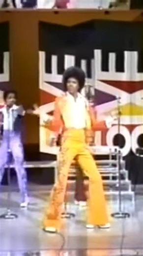 Michael Jackson best Dancing Machine 1974.