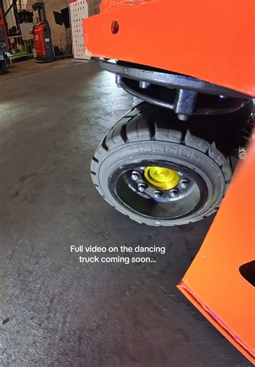 We’ve got a new video on the dancing forklift coming soon… 👀📹 #dancingforklift #mima #forklift #multidirectional