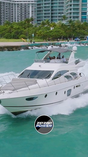 58K views · 1.2K reactions | Rough & Rochi #roughseas #haulover #roughinlet #yachtsinwaves #waves #hauloverinlet #hauloverboats | Zip Zap Power | Facebook