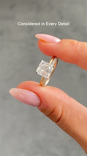The geometry of our Asscher cut Juliette. The subtle glow of a hidden halo. A fine micro-set diamond band that completes the balance. Write the word “detail” for further info! 👉 Begin your bespoke design journey with us. | Harmony Jewels London
