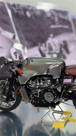 モトグッツィ 500cc V8 バンダイ ブルマのバイク改造約1/13 2025茨城空港と模型作品展示会 ホビーランド model car club RS