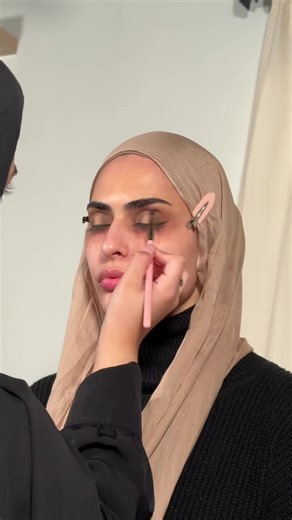 On-the-Go Makeup Look Tutorial for Busy Lives