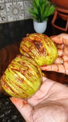 Tamarind Pickel Guava 🤤 #short's #pickel #guava