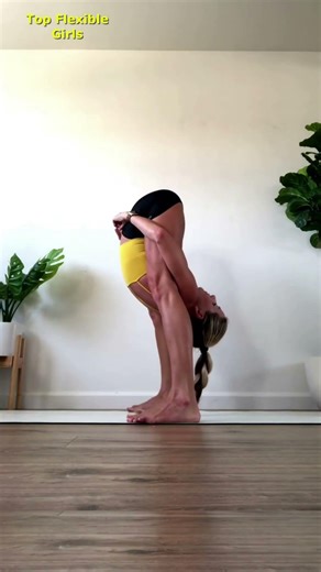 Top Legs Flexibility. Contortion Training. Workout yoga. Fitness Flexible Girls #shorts