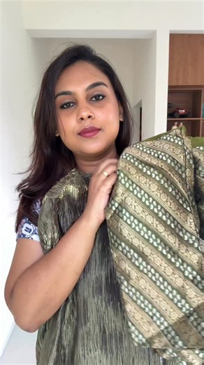 ALKA on Instagram: "Episode 3 of Outfit from scratch for this festive season 🎄❄️ Stitching @cnp_boutique_official"