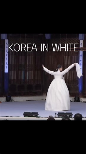 Exploring Korea's Traditional Hanbok Culture